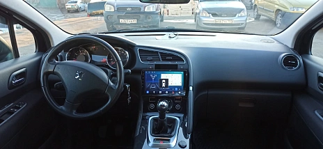 Peugeot 3008, 2011г, передний привод, механика
