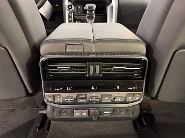 Toyota Land Cruiser, 2025г, полный привод, автомат