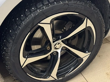 Skoda Octavia, 2014г, передний привод, автомат