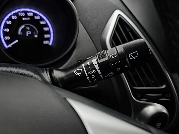 Hyundai ix35, 2011г, передний привод, автомат