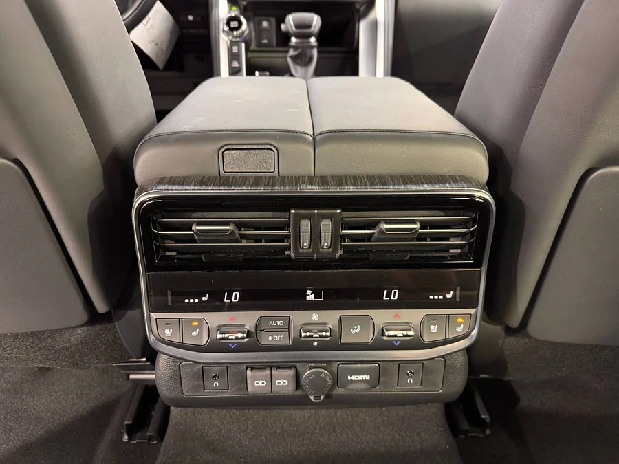 Toyota Land Cruiser, 2025г., полный привод, автомат