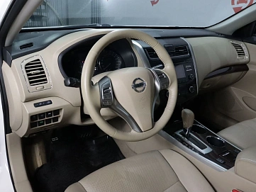 Nissan Teana, 2015г, передний привод, вариатор