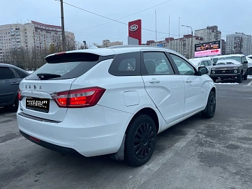 Lada (ВАЗ) Vesta, 2019г, передний привод, механика