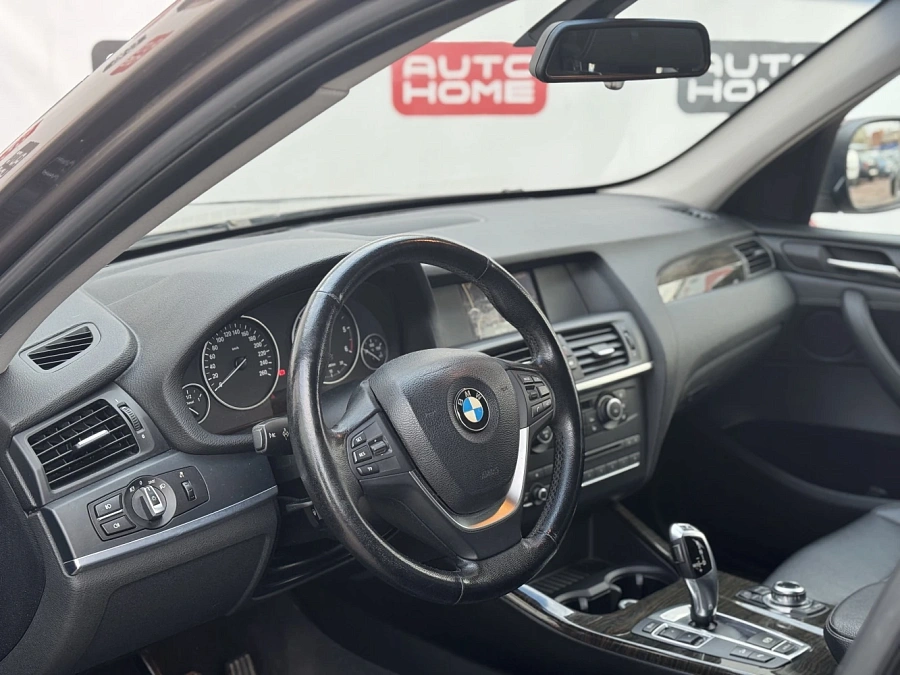 BMW X3, 2012г., передний привод, автомат