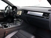 Volkswagen Touareg, 2015г., полный привод, автомат