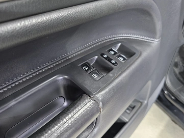 Volkswagen Touareg, 2008г, полный привод, автомат