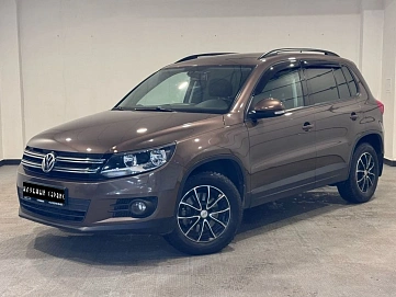 Volkswagen Tiguan, 2015г, передний привод, механика