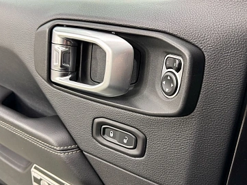 Jeep Wrangler, 2018г, полный привод, автомат
