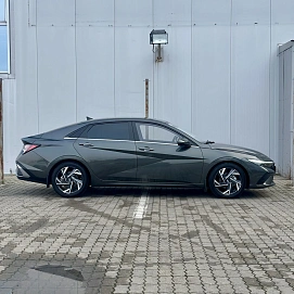Hyundai Elantra, 2023г, передний привод, автомат