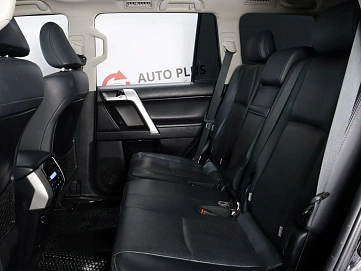 Toyota Land Cruiser Prado, 2018г, полный привод, автомат