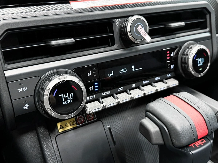 Toyota 4Runner, 2025г., полный привод, автомат