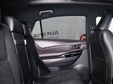 Toyota Harrier, 2016г, передний привод, вариатор