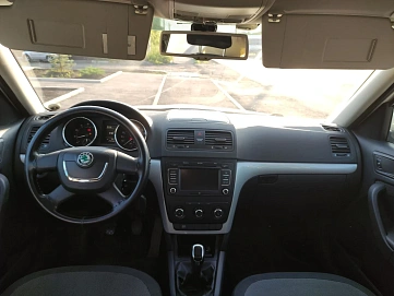 Skoda Yeti, 2012г, передний привод, механика