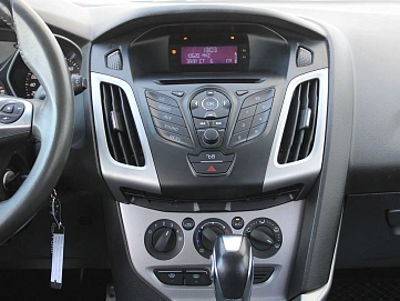 Ford Focus, 2011г, передний привод, робот