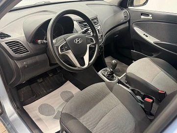 Hyundai Solaris, 2012г, передний привод, механика