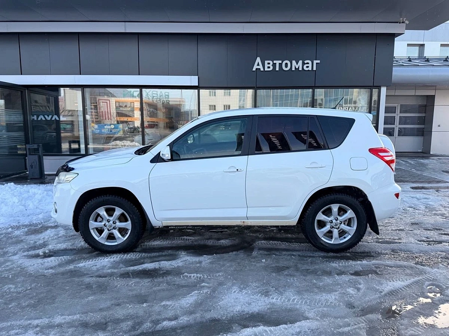 Toyota RAV4, 2011г., полный привод, вариатор