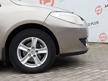Renault Fluence, 2012г, передний привод, механика