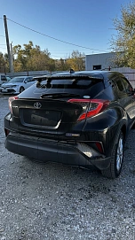 Toyota C-HR, 2019г, полный привод, вариатор