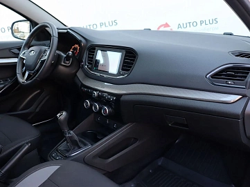 Lada (ВАЗ) Vesta, 2023г, передний привод, механика