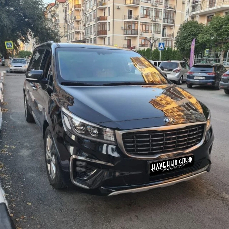 Kia Carnival, 2020г., передний привод, автомат