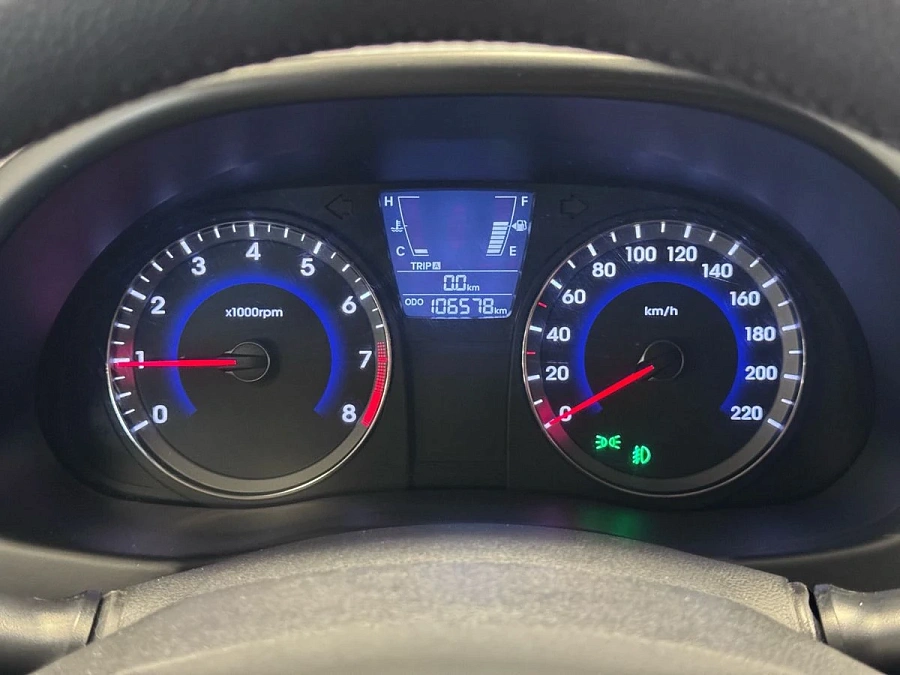 Hyundai Solaris, 2014г., передний привод, механика