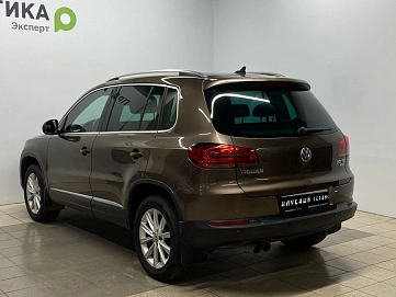 Volkswagen Tiguan, 2014г, полный привод, автомат