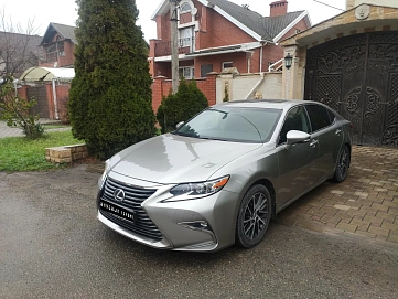 Lexus ES, 2015г, передний привод, автомат