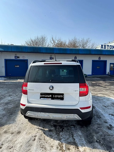 Skoda Yeti, 2014г, передний привод, робот
