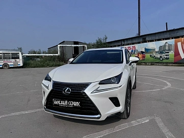 Lexus NX, 2018г, полный привод, вариатор