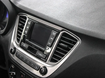 Hyundai Solaris, 2021г, передний привод, автомат
