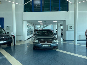 Volkswagen Passat, 2001г, передний привод, механика