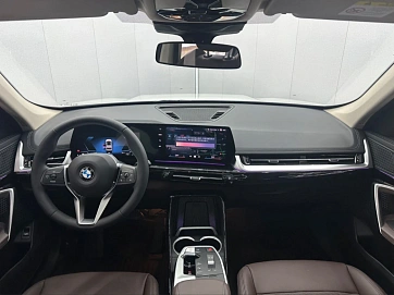 BMW X1, 2023г., передний привод, робот