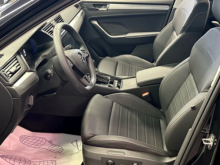 Skoda Superb, 2025г., передний привод, робот