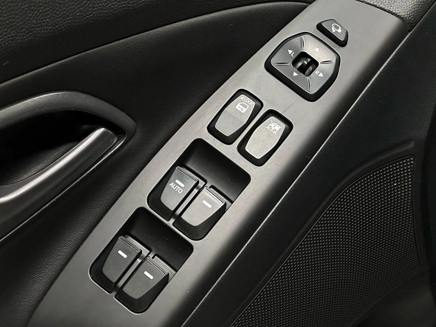 Hyundai ix35, 2014г., передний привод, автомат