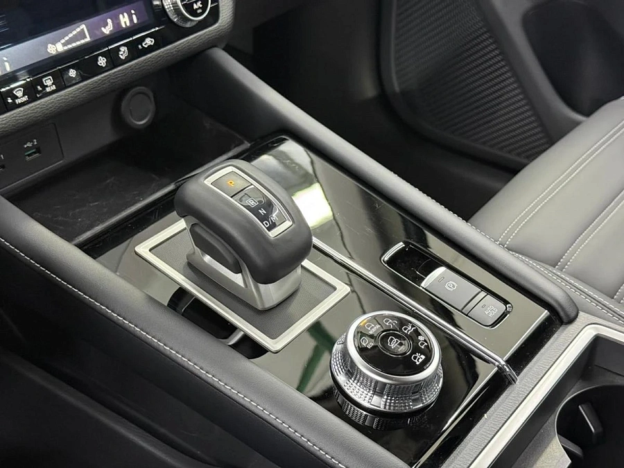 Mitsubishi Outlander, 2023г., полный привод, вариатор