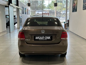 Volkswagen Polo, 2015г, передний привод, автомат