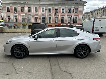 Toyota Camry, 2020г, передний привод, автомат