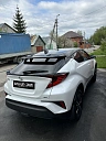 Toyota C-HR, 2023г., полный привод, вариатор