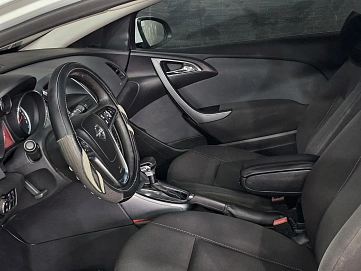Opel , 2012г., передний привод, автомат