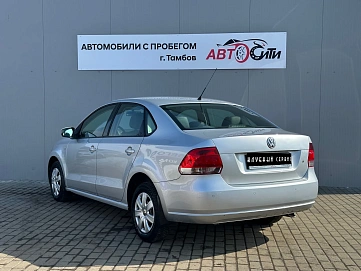 Volkswagen Polo, 2012г, передний привод, механика