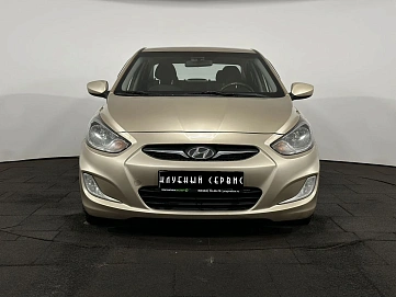 Hyundai Solaris, 2012г, передний привод, автомат