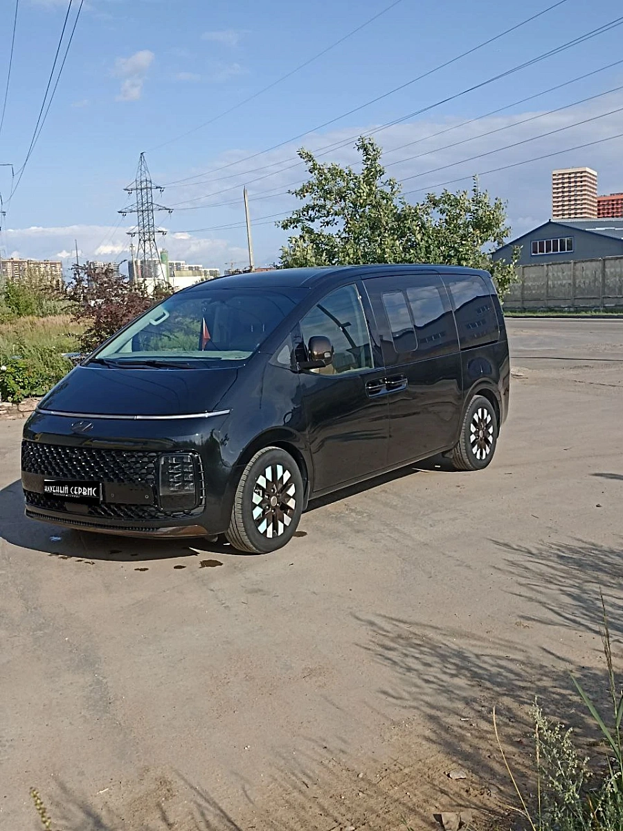 Hyundai Staria, 2021г., полный привод, автомат