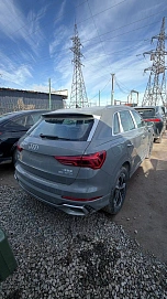 Audi Q3, 2025г, передний привод, робот