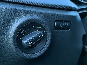 Skoda Rapid, 2022г, передний привод, робот