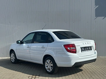 Lada (ВАЗ) Granta, 2022г, передний привод, механика