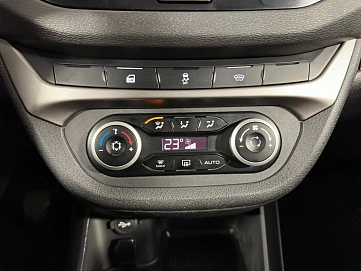 Lada (ВАЗ) Vesta, 2018г, передний привод, механика