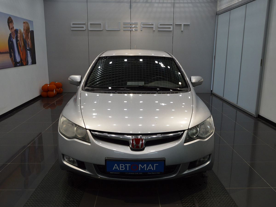 Honda Civic, 2008г., передний привод, вариатор