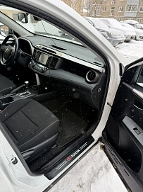Toyota RAV4, 2019г, полный привод, вариатор