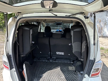 Honda Freed, 2012г, передний привод, вариатор