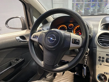 Opel Corsa, 2008г, передний привод, механика